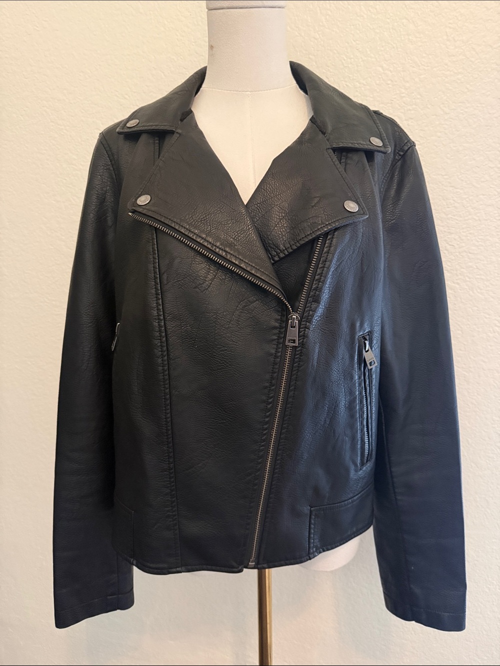 Levi’s Faux Leather Moto Jacket - Women